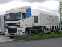 DAF-95-XF-Glatrans-weiss-Schimana-260404-1