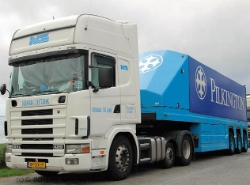 Scania-124-L-420-Nijman-Zeetank-Schiffner-210107-02