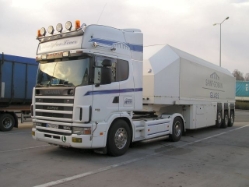Scania-164-L-Dahmen-Reck-240505-01