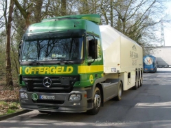 MB-Actros-MP2-1844-Offergeld-Brock-221209-02
