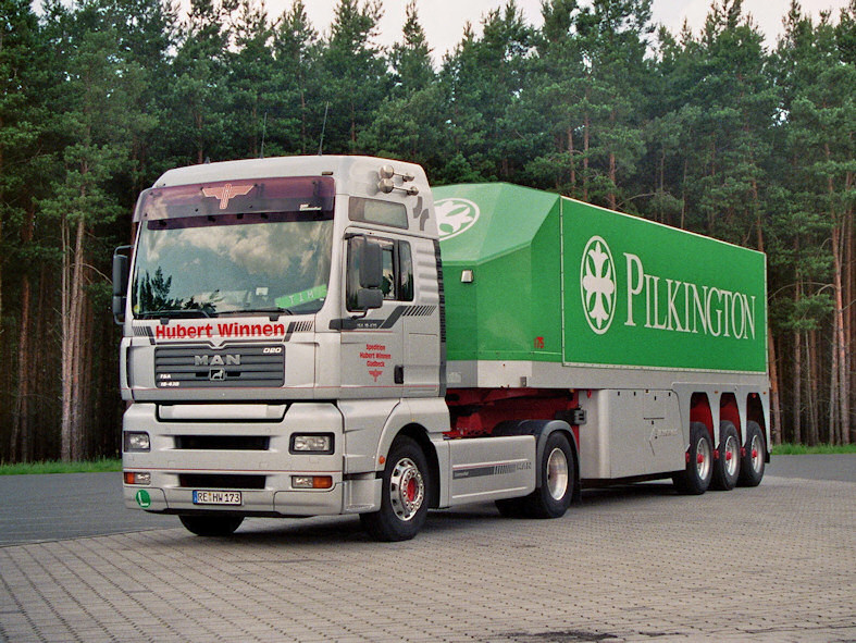 MAN-TGA-XXL-Winnen-Borlik-010710-01.jpg