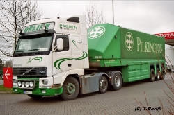 Volvo-FH12-OkLine-Borlik-181208-01
