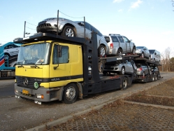 MB-Actros-1835-gelb-Thiele-031209-01