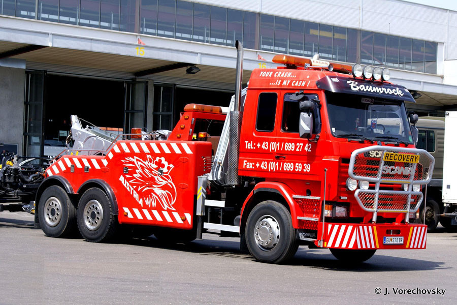 Scania-143-Baumrock-Vorechovsky-101011-01.jpg