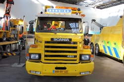 Mackdag-Bergefahrzeuge-Autotransporter-031010-042