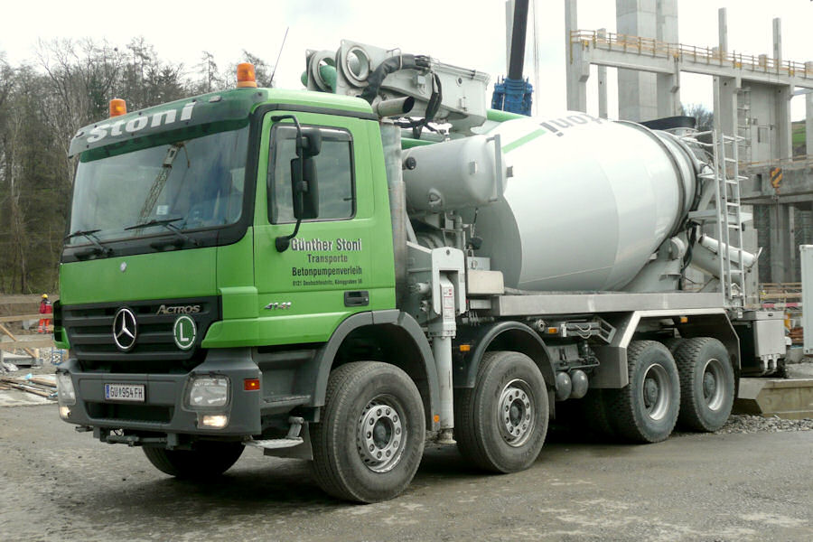 MB-Actros-MP2-4141-Stoni-Vorechovsky-040410-01.jpg - Jaroslav Vorechovsky