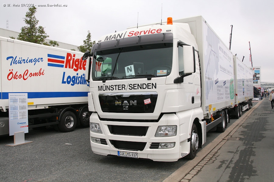 MAN-TGX-26440-Gigaliner-Meyer+Meyer-260908-02.jpg