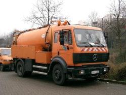 MB-SK-1824-orange-Szy-270304-1