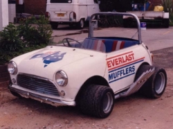 Mini-mit-V8-(Huser)