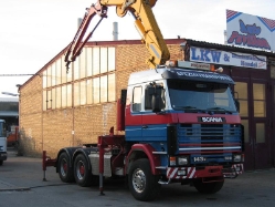 Scania-143-E-500-Goentgen-210508-01