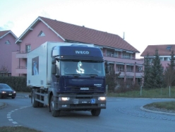 Iveco-EuroTech-Fahrschule-Schweizer-Armee-Minnig-231205-01
