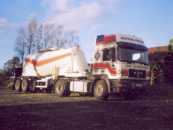 MAN-F2000-Peters-Wittenburg-210105-01