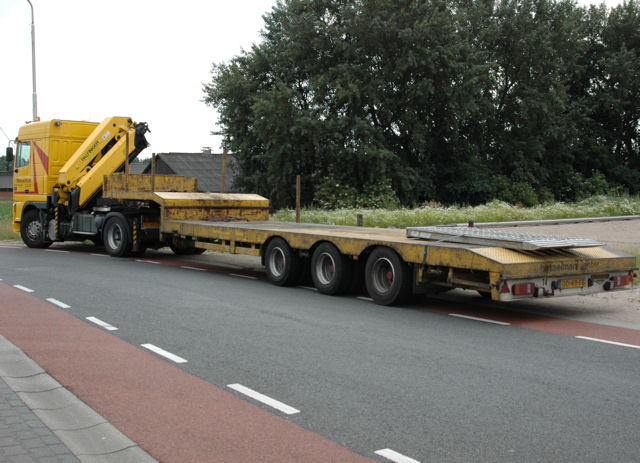 DAF-95-XF-380-Hesselman-PvUrk-100207-02.jpg - Piet van Urk