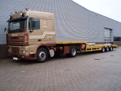 DAF-95-XF-430-Dimetra-PvUrk-150507-01