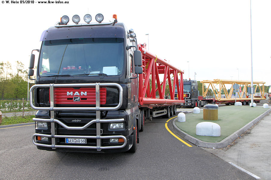 MAN-TGA-18480-XXL-schwarz-060510-03.jpg