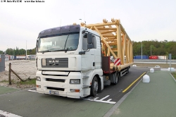 MAN-TGA-18430-XL-weiss-060510-01