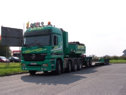 MB-Actros-4153-Perner-Iden-130907-01