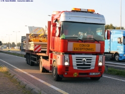 Renault-Magnum-rot-270608-01