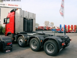 Volvo-FH16-660-rot-220408-07