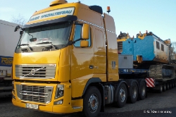 Volvo-FH16-II-700-Bauer-Kleinrensing-040112-02