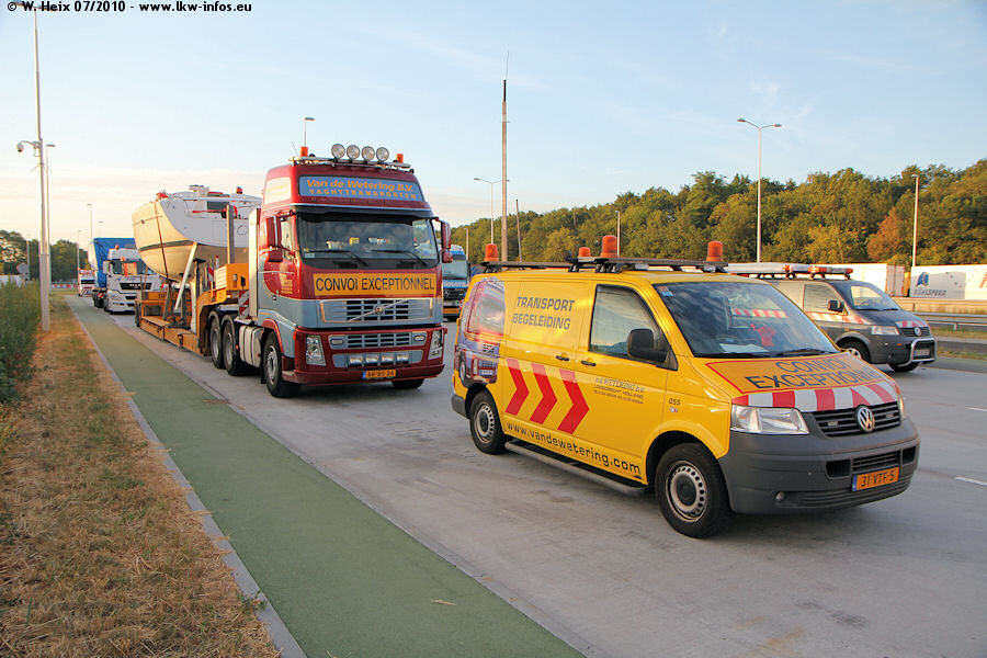 VW-T5-vdWetering-080710-02.jpg