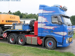 Volvo-FH16-550-Adams-270607-09