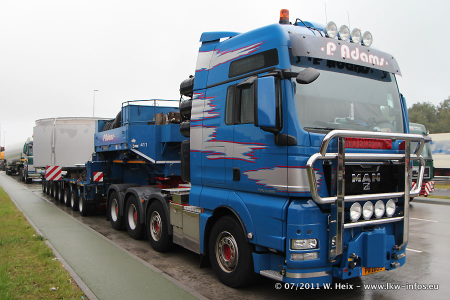 MAN-TGX-41680-1035-Adams-270711-03.jpg