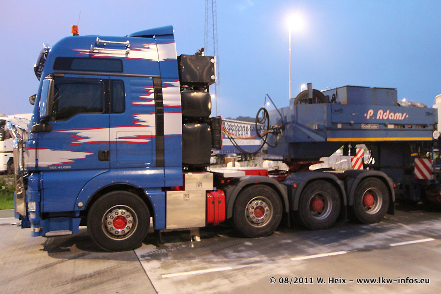 MAN-TGX-41680-Adams-230811-07.jpg