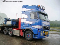 Volvo-FH16-550-Adams-Bursch-040806-02
