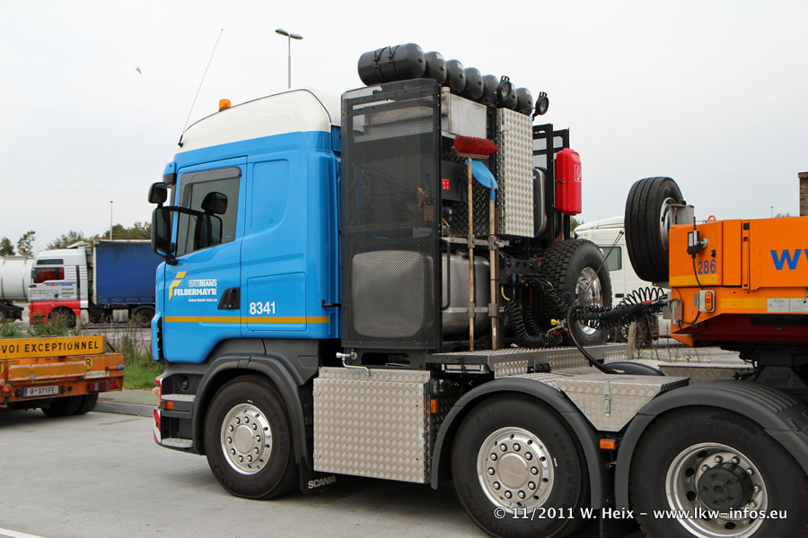 Scania-R-II-560-8341-Bautrans-031111-25.jpg