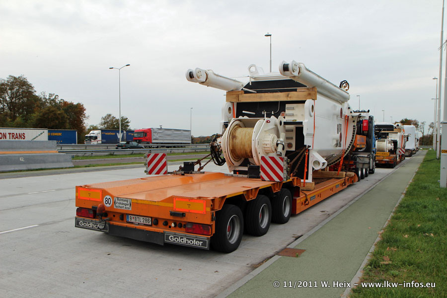 Scania-R-II-560-8341-Bautrans-031111-28.jpg