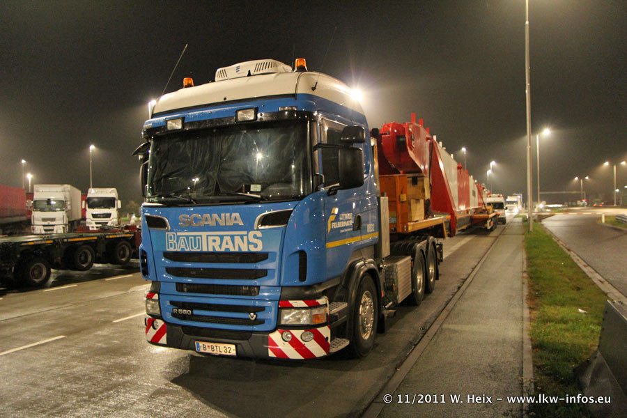 Scania-R-II-560-8832-Bautrans-021111-10.jpg