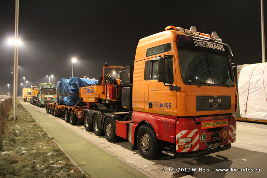 MAN-TGA-41530-Bautrans-HUN-090212-03.jpg