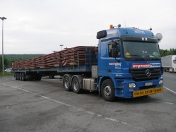 MB-Actros-MP2-2646-22-Hegmann-Transit-Holz-020608-01