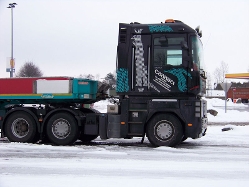 Renault-Magnum-500-Connect-Dirwimmer-170309-03