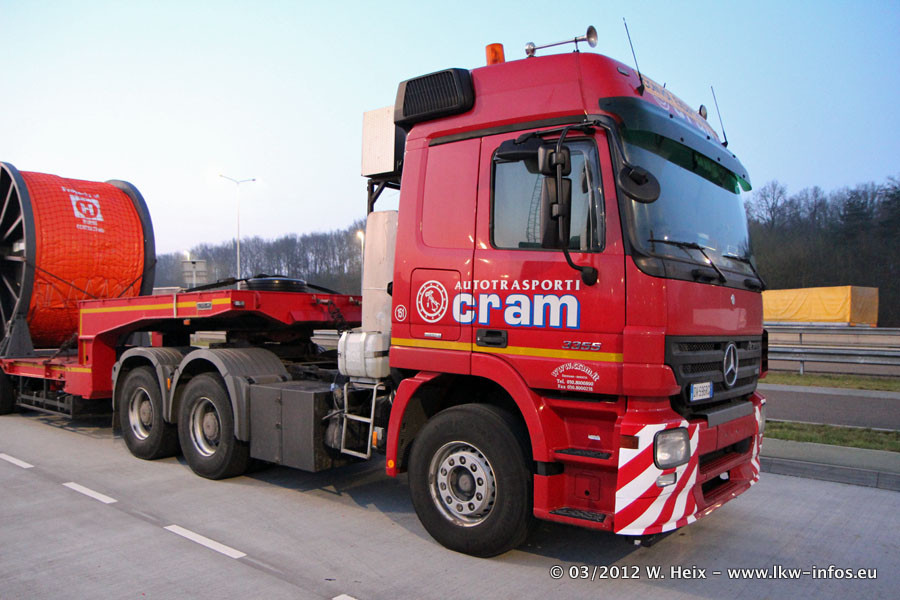 MB-Actros-MP2-3355-Cram-210312-04.jpg