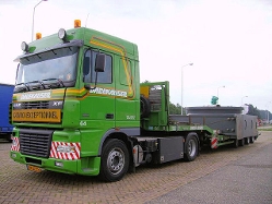DAF-95-XF-430-Dabekausen-Bursch-170806-04
