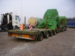 DAF-95-XF-430-Dabekausen-Bursch-210406-04