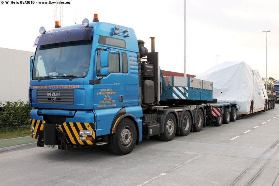MAN-TGA-41660-XXL-Dan-Czech-060510-01.jpg
