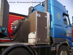 Volvo-FH12-460-Dan-Czech-Bursch-240407-04