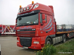 DAF-XF-105-Dreier-Mittendorf-041211-01