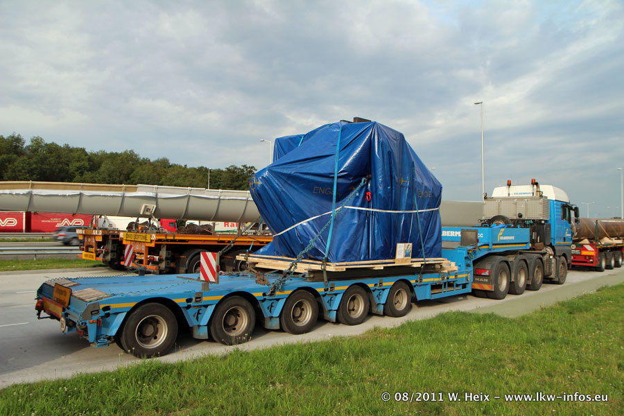 MAN-TGA-41540-924-Felbermayr-030811-08.JPG