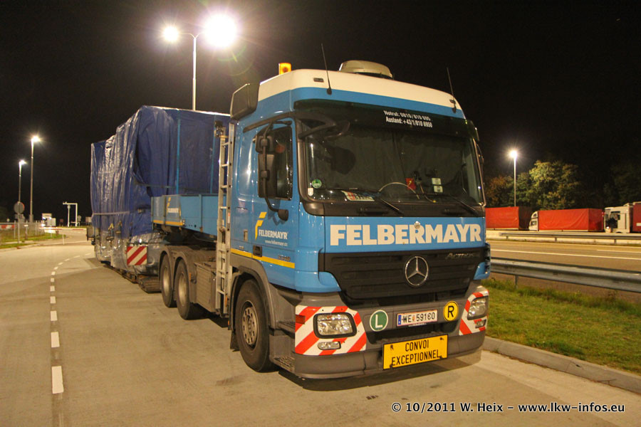 MB-Actros-MP2-3348-110-Felbermayr-281011-03.jpg