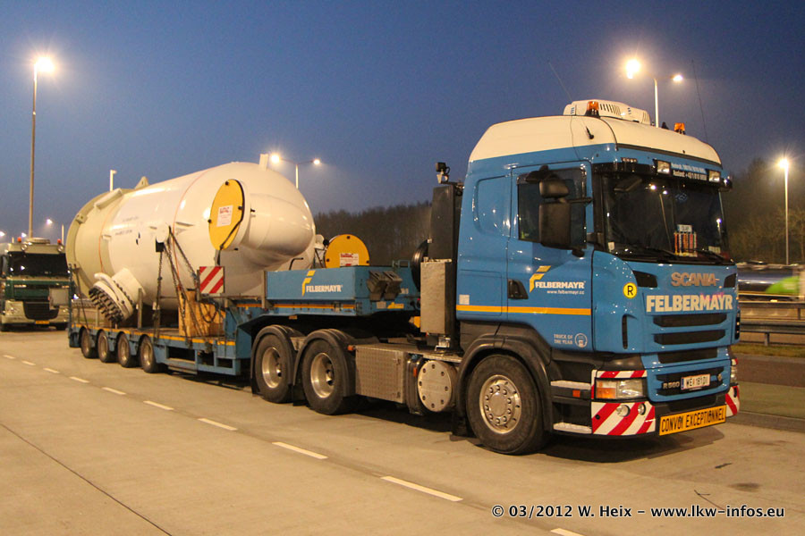 Scania-R-II-560-103-Felbermayr-160312-01.jpg