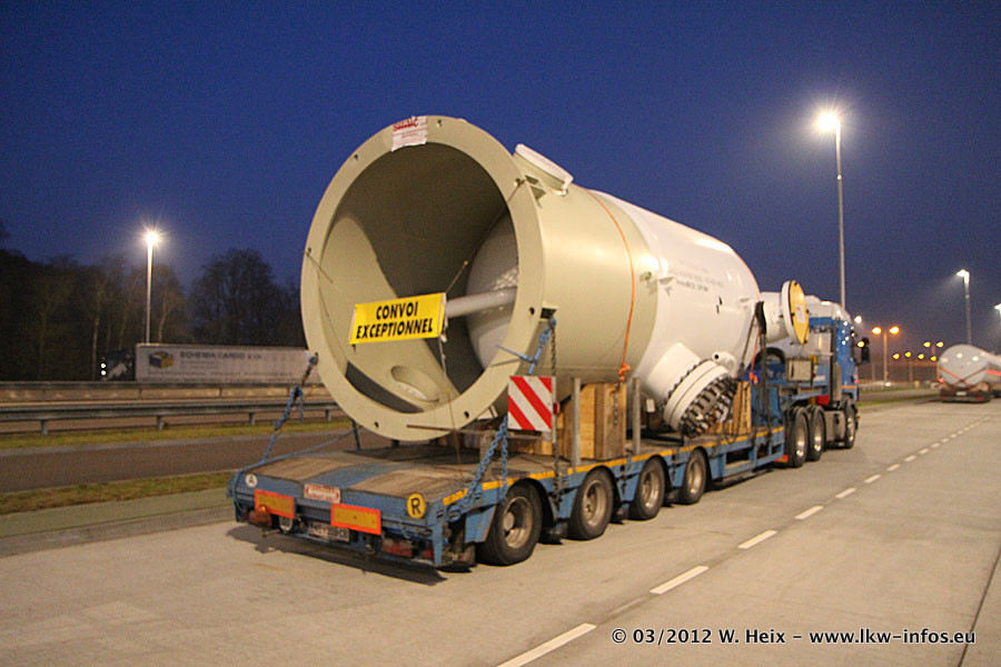 Scania-R-II-560-103-Felbermayr-160312-13.jpg