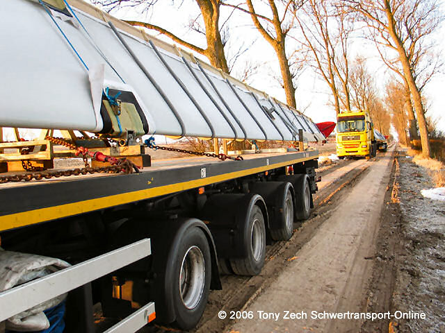 MAN-TGA-XXL-Gertzen-Zech-270606-12.jpg - Tony Zech