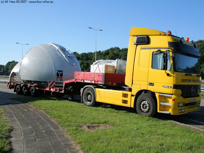MB-Actros-1843-Gertzen-300507-09.jpg