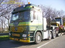 MB-Actros-2554-LH-MP2-DeGroen-BRLN48-Bursch-040407-02