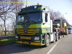MB-Actros-2554-LH-MP2-DeGroen-BRLN48-Bursch-040407-03