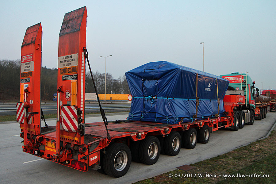 Iveco-Stralis-AS-II-440-S-56-136-Gruber-IT-210312-06.jpg